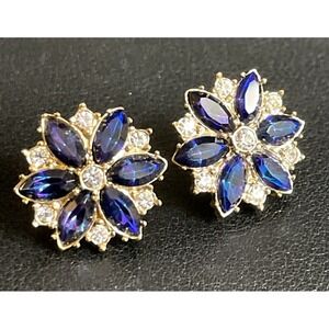 Vintage ROMAN Rhinestone Earrings Blue Purple Prong Signed Pierced Oil Slick NOS